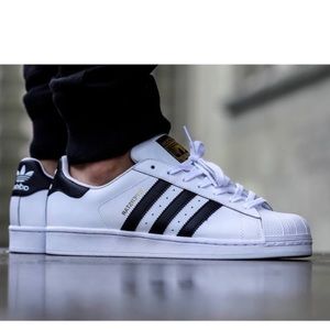 white adidas shoes shell toe